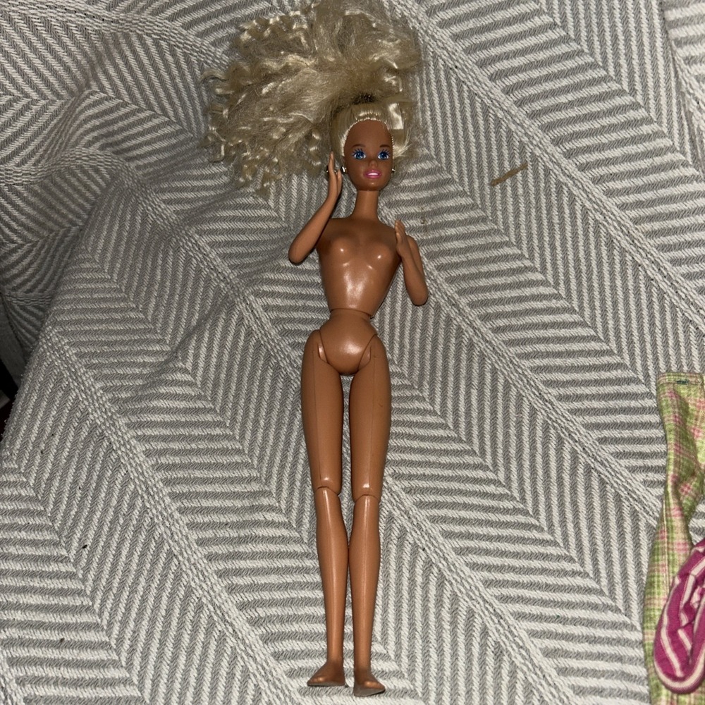 VINTAGE Barbie nude blonde 1966 Twist N Turn body D1